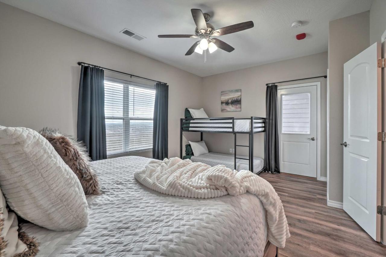 Family-Friendly Branson Condo About 3 Mi To Strip Luaran gambar